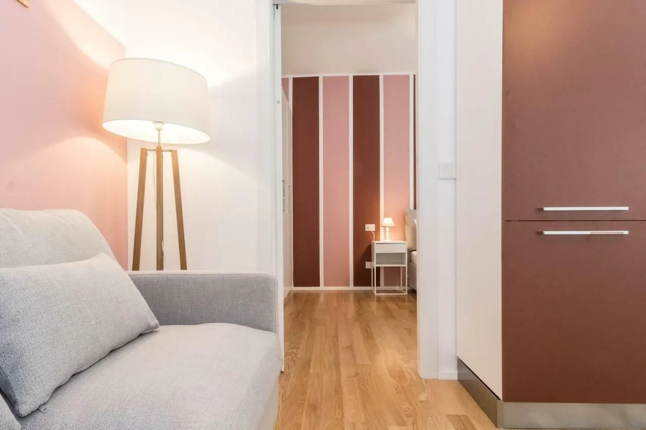 Joivy Bright Apartment For 4 Next To City Life Milán