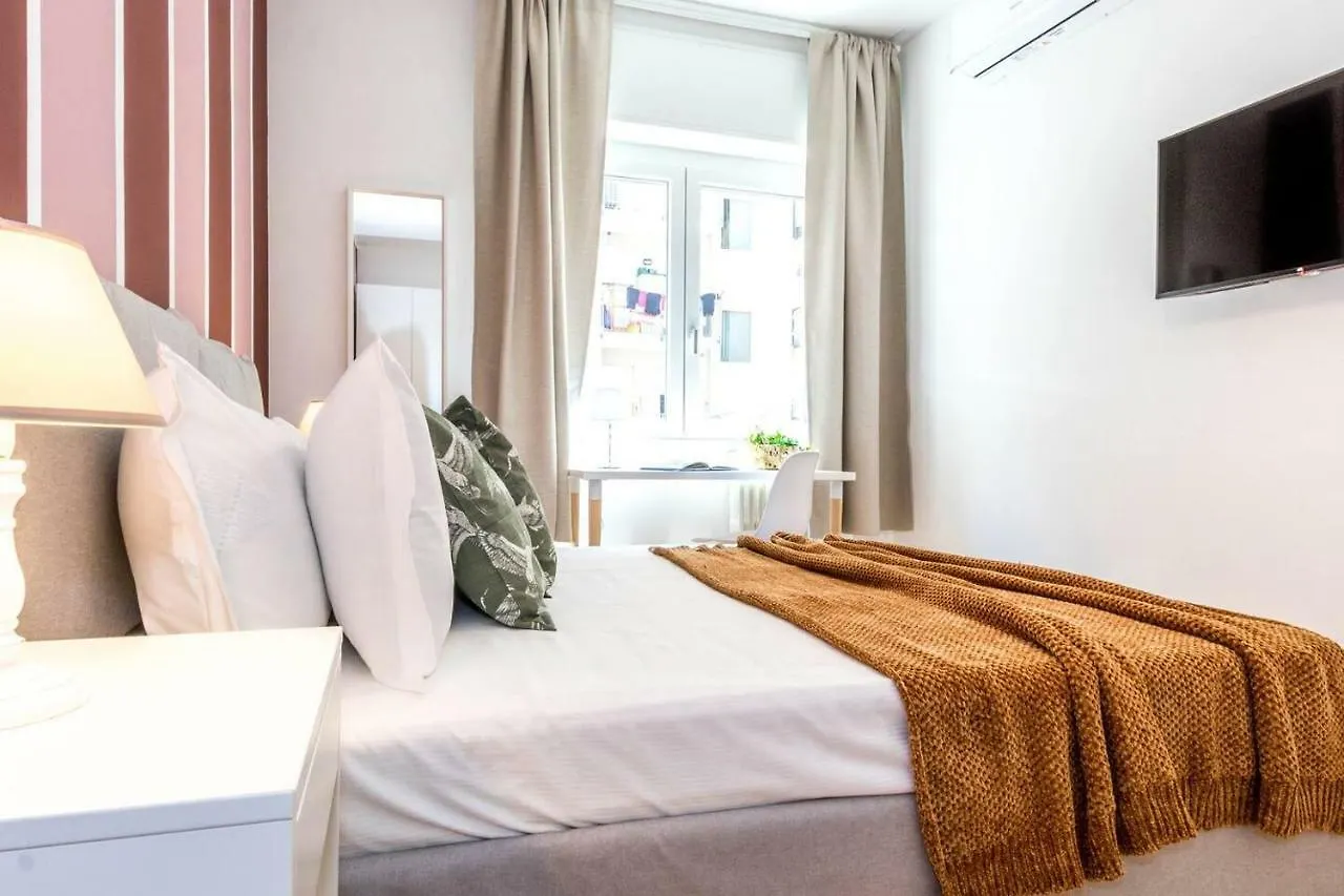 Joivy Bright Apartment For 4 Next To City Life Milán 0*,